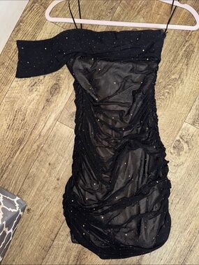 Fashion Nova Black One-Shoulder Ruched Mini Dress with Gold Speckles